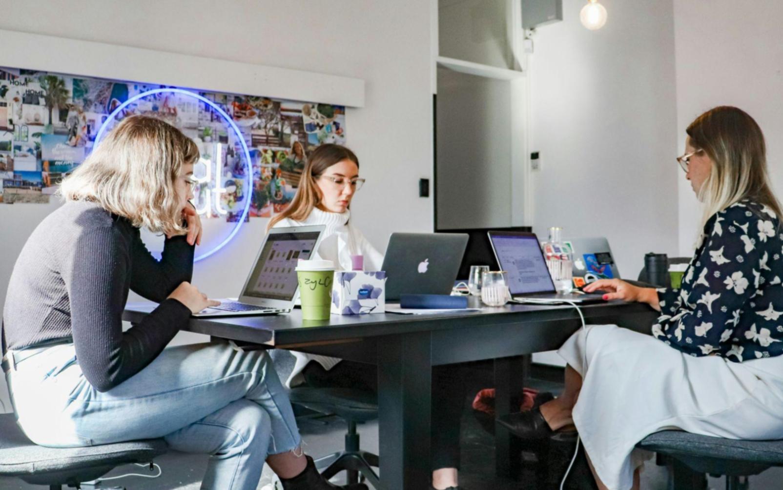 Dokumentasi workshop analisis chart dan strategi trading di Xorton